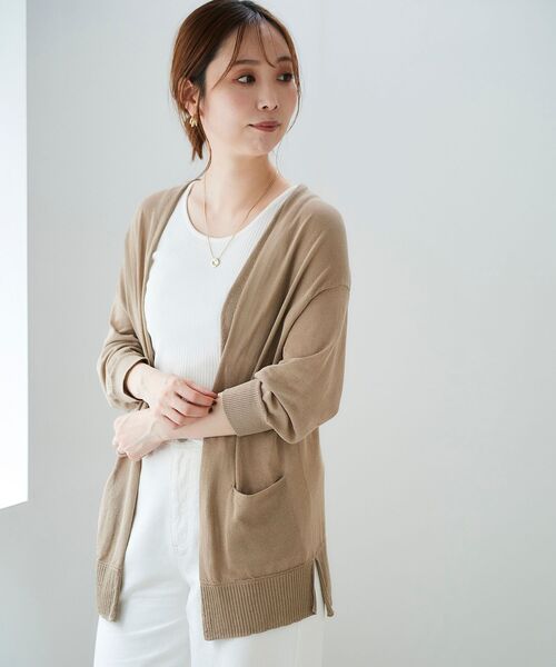 le.coeur blanc(ルクールブラン)の「カシリーレーヨンカーディガン(ニット/セーター・レディース・イエロー/ネイビー/ホワイト/モカ・38)」の5枚目の写真