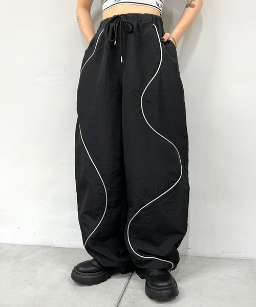 WHO'S WHO gallery(フーズフーギャラリー)の「ウェーブパイピングシャカパン(その他パンツ・レディース・アイボリー/チャコールグレー/ブラック・FREE)」の15枚目の写真