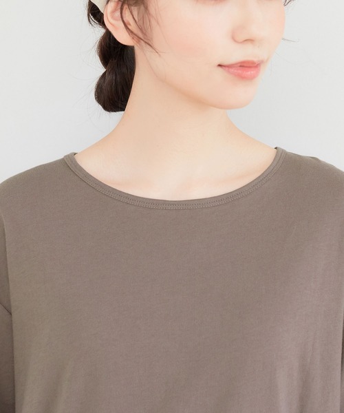 Viola e Viola(ヴィオラエヴィオラ)の「綿100%プルオーバー(クルーネック(Tシャツ/カットソー・レディース・モカ/ブルーパープル/ブラック/ボルドー/ホワイト/マスタード・LL/M/L/4L/3L/5L)」の10枚目の写真