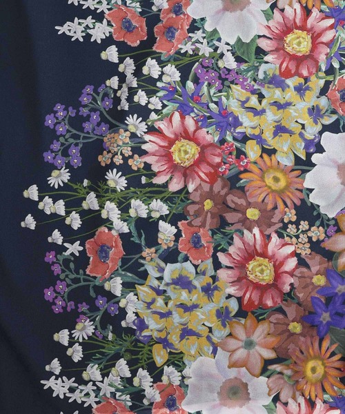 新品スカーラ♡花柄クロスデザインヨガウェア Mサイズ スカーラ ヨガウェア 花柄ヨガ ブラストレッチ性 クロスバック