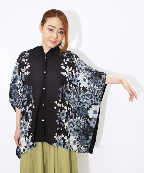 iS ScoLar（イズスカラー）の「532053：オーバーサイズな花柄