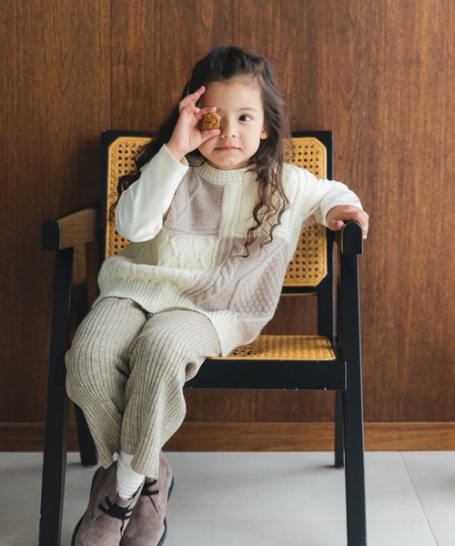 pairmanon(ペアマノン)の「配色 前後2way ニット ボタン開き ベスト(ベスト・キッズ・モカ/アイボリー・XS/S/M/L)」の5枚目の写真