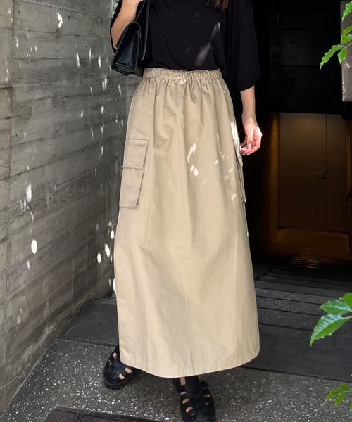 SallyLunn(サリーラン)の「ミリタリーロングカーゴスカート(スカート・レディース・ブラック/カーキ/ベージュ/チャコール・FREE)」の3枚目の写真