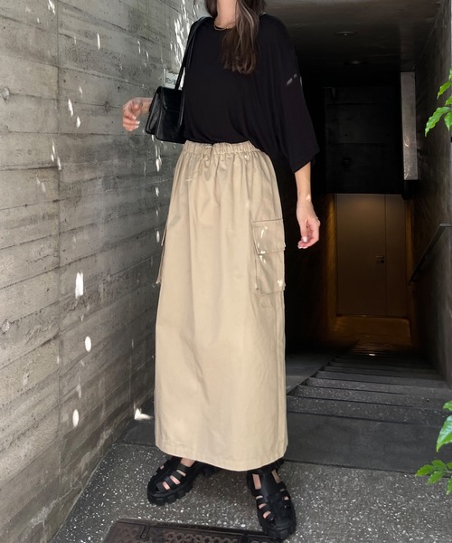 SallyLunn(サリーラン)の「ミリタリーロングカーゴスカート(スカート・レディース・ブラック/カーキ/ベージュ/チャコール・FREE)」の9枚目の写真