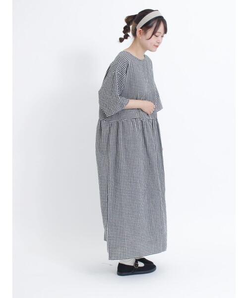 Samansa Mos2（サマンサ モスモス）の「リネン混柄アソート前後2WAYワンピース（ワンピース・レディース・マスタード/ブラック/ネイビー/チャコールグレー/グレー/レッド・F）」の10枚目の写真