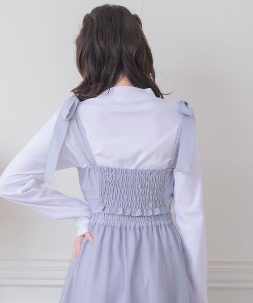 ems excite(エムズエキサイト)の「肩リボンビスチェ(シャツ/ブラウス・レディース・ナチュラル/ブルー/ブラック・FREE)」の18枚目の写真