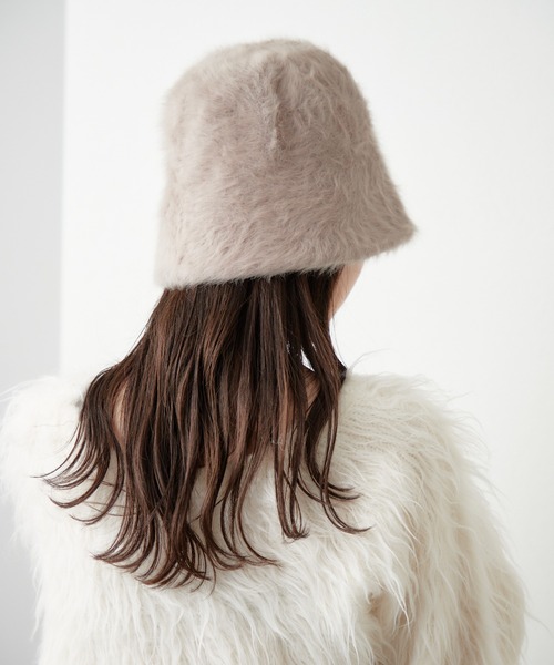 Chico（チコ）の「ブローチ付フェザーバケットハット（ハット・レディース・ベージュ/アイボリー/ブラック・FREE）」の13枚目の写真