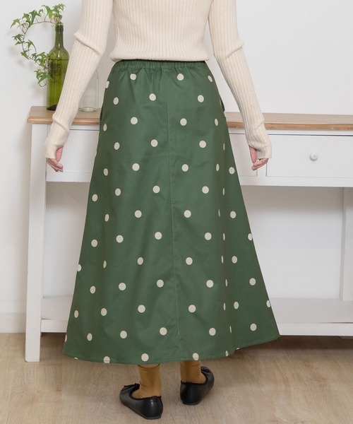 POU DOU DOU（プードゥドゥ）の「ドットプリントAラインスカート（スカート・レディース・ブラック/グレー系その他/グリーン・3）」の6枚目の写真