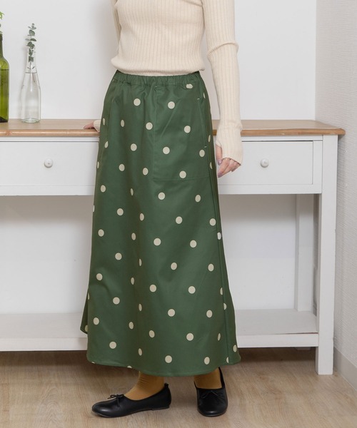 POU DOU DOU（プードゥドゥ）の「ドットプリントAラインスカート（スカート・レディース・ブラック/グレー系その他/グリーン・3）」の7枚目の写真