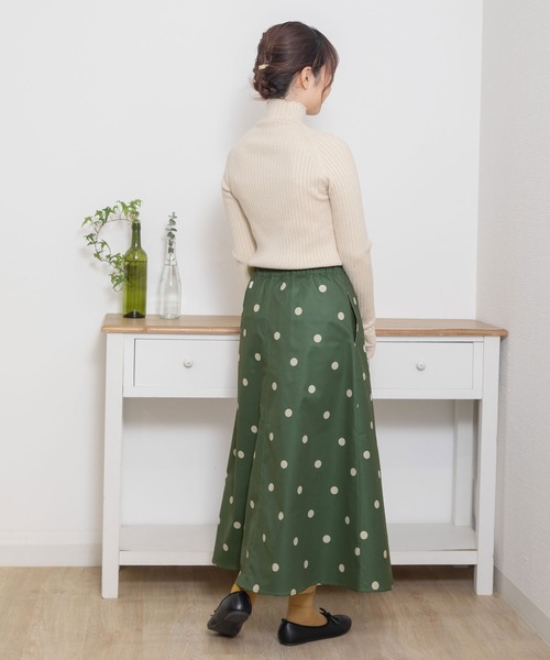 POU DOU DOU（プードゥドゥ）の「ドットプリントAラインスカート（スカート・レディース・ブラック/グレー系その他/グリーン・3）」の10枚目の写真