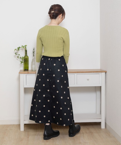 POU DOU DOU（プードゥドゥ）の「ドットプリントAラインスカート（スカート・レディース・ブラック/グレー系その他/グリーン・3）」の17枚目の写真