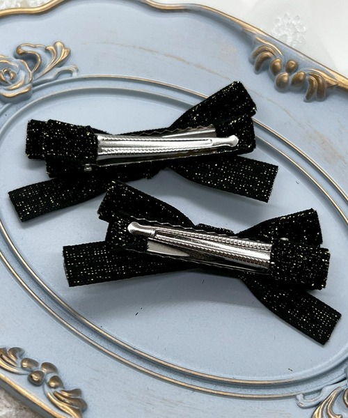 DiamondHearts(ダイヤモンドハーツ)の「ベロア プチリボンヘアクリップ2個セット(バレッタ/ヘアクリップ・レディース・ブラック/ベージュ/ピンク/レッド系その他2/レッド/ブラック系その他/レッド系その他・FREE)」の12枚目の写真