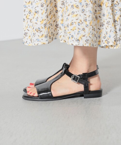 BEAMS HEART（ビームスハート）の「BEAMS HEART / Tストラップ サンダル（サンダル・レディース・ブルー系その他/ブラック/ベージュ・MEDIUM/LARGE/SMALL）」の5枚目の写真