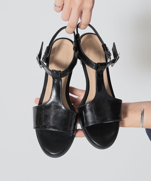 BEAMS HEART（ビームスハート）の「BEAMS HEART / Tストラップ サンダル（サンダル・レディース・ブルー系その他/ブラック/ベージュ・MEDIUM/LARGE/SMALL）」の8枚目の写真