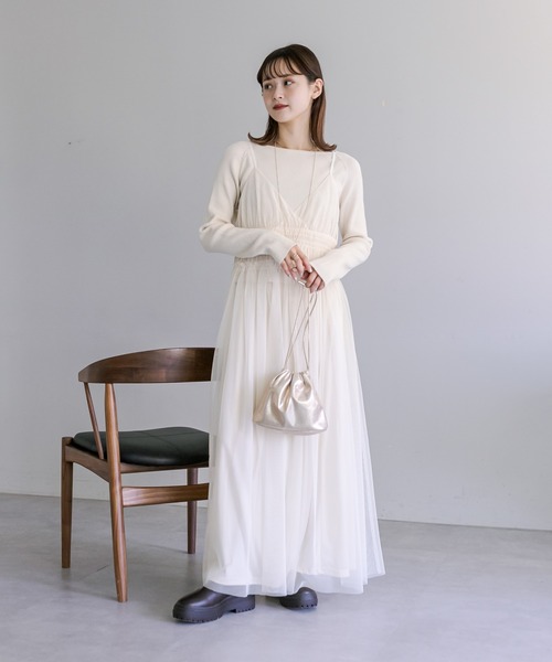 mystic(ミスティック)の「シャーリングチュールキャミワンピース(ワンピース・レディース・モカ/チャコールグレー/ブラック/アイボリー・1/2)」の13枚目の写真