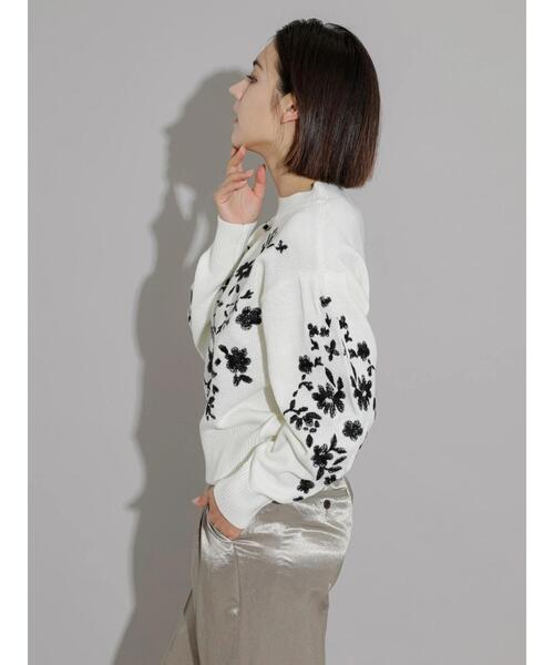 Te chichi CLASSIC（テチチクラシック）の「エンブロイダリーニット（ニット/セーター・レディース・チャコールグレー/オフホワイト・F）」の16枚目の写真