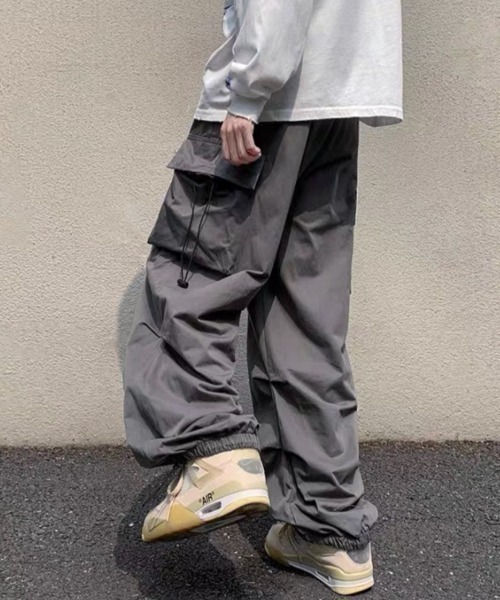 ALL RUNS（オールランズ）の「ルーズフィットカーゴパンツ ヴィンテージ風（カーゴパンツ・メンズ・グレー/ブラック・L/2XL/XL）」の9枚目の写真