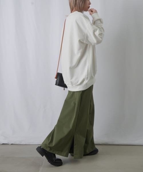 LUCA/LADY LUCK LUCA（ルカ/レディラックルカ）の「LC/LLL フロント