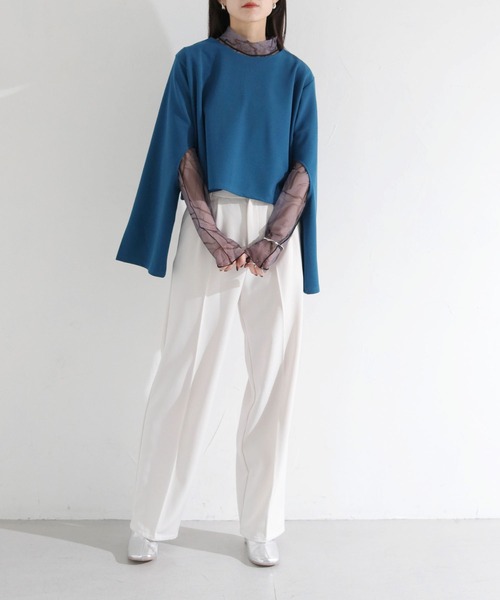 cheriella（シェリエラ）の「【cheriella】WEB限定カットジョーゼット２WAYカットアウトスリーブプルオーバー（完売）（Tシャツ/カットソー・レディース・ブラック/ブルー/オフホワイト・M）」の5枚目の写真