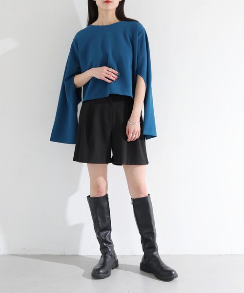 cheriella（シェリエラ）の「【cheriella】WEB限定カットジョーゼット２WAYカットアウトスリーブプルオーバー（完売）（Tシャツ/カットソー・レディース・ブラック/ブルー/オフホワイト・M）」の6枚目の写真