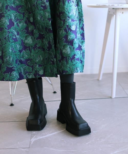 shoes365(シューズスリーシックスファイヴ)の「【shoes365】異形スクエアトゥ厚底ゴアブーツ(ブーツ・レディース・ブラック/ブラウン・23.5cm/25.0cm/24.5cm/22.5cm/24.0cm/23.0cm)」の5枚目の写真