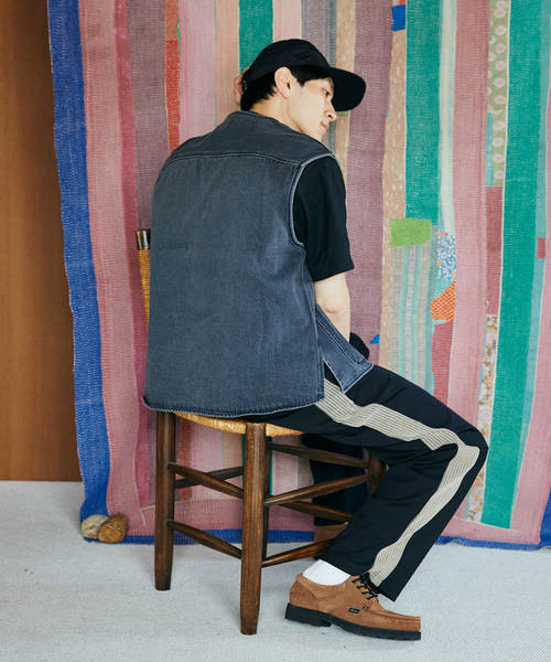 JOURNAL STANDARD relume（ジャーナルスタンダード　レリューム）の「AMERICAN デニムベスト by COTTON USA（ベスト・メンズ・ブルー/ブラック・MEDIUM/LARGE）」の9枚目の写真