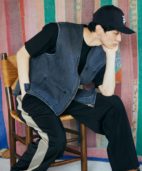 JOURNAL STANDARD relume（ジャーナルスタンダード　レリューム）の「AMERICAN デニムベスト by COTTON USA（ベスト・メンズ・ブルー/ブラック・MEDIUM/LARGE）」の14枚目の写真