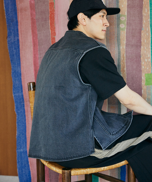 JOURNAL STANDARD relume（ジャーナルスタンダード　レリューム）の「AMERICAN デニムベスト by COTTON USA（ベスト・メンズ・ブルー/ブラック・MEDIUM/LARGE）」の17枚目の写真
