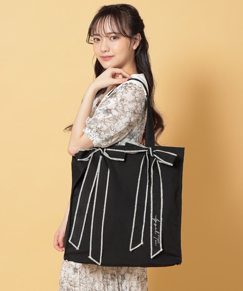 商談✨♥値下げ❤︎おりぼんたっぷり✨♥トートバッグ✨♥ ぽにょちゃんでんぐりがえしトートバッグ / ぽちゃ日和