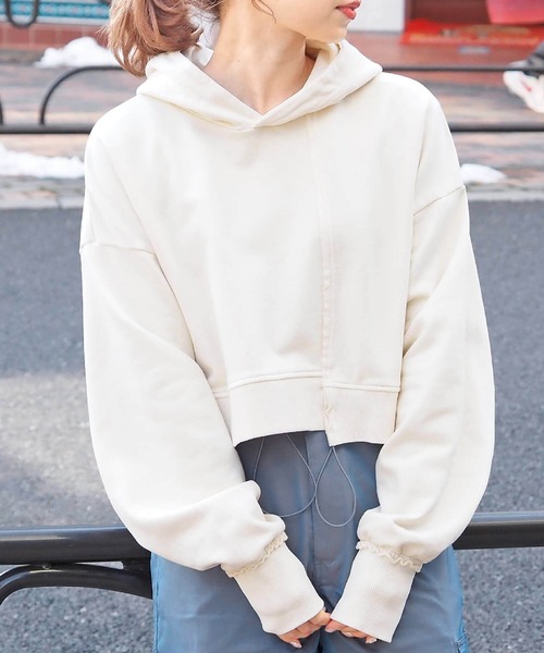 tiptop(ティップトップ)の「裏毛ピグメント加工リメイク風フーディ(パーカー・レディース・ネイビー/チャコールグレー/アイボリー・FREE)」の21枚目の写真