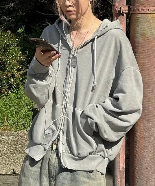 AJOBYAJO（アジョバイアジョ）の「韓国ブランド AJOBYAJO アジョバイアジョ Dog Tag Layered Necklace チェーンネックレス シルバーネックレス レイヤードネックレス シルバーアクセサリー タグネックレス 韓国ストリート 韓国ファッション（ネックレス・メンズ・シルバー・ONE SIZE）」の20枚目の写真