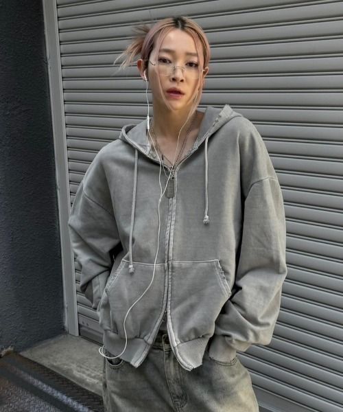 AJOBYAJO（アジョバイアジョ）の「韓国ブランド AJOBYAJO アジョバイアジョ Dog Tag Layered Necklace チェーンネックレス シルバーネックレス レイヤードネックレス シルバーアクセサリー タグネックレス 韓国ストリート 韓国ファッション（ネックレス・メンズ・シルバー・ONE SIZE）」の18枚目の写真