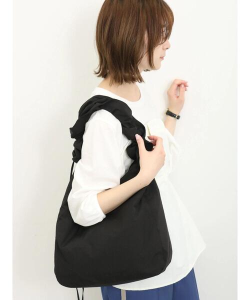 Samansa Mos2 blue（サマンサモスモスブルー）の「ドロストナイロンバッグ（ハンドバッグ・レディース・キナリ/サックスブルー/ブラック・F）」の2枚目の写真