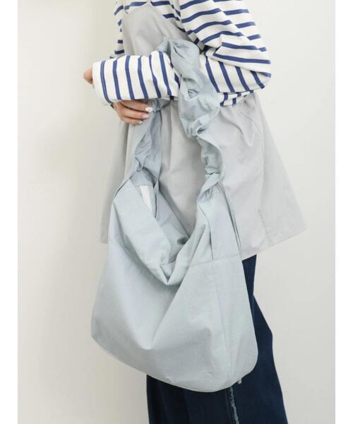 Samansa Mos2 blue（サマンサモスモスブルー）の「ドロストナイロンバッグ（ハンドバッグ・レディース・キナリ/サックスブルー/ブラック・F）」の11枚目の写真