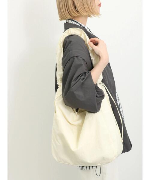 Samansa Mos2 blue（サマンサモスモスブルー）の「ドロストナイロンバッグ（ハンドバッグ・レディース・キナリ/サックスブルー/ブラック・F）」の20枚目の写真