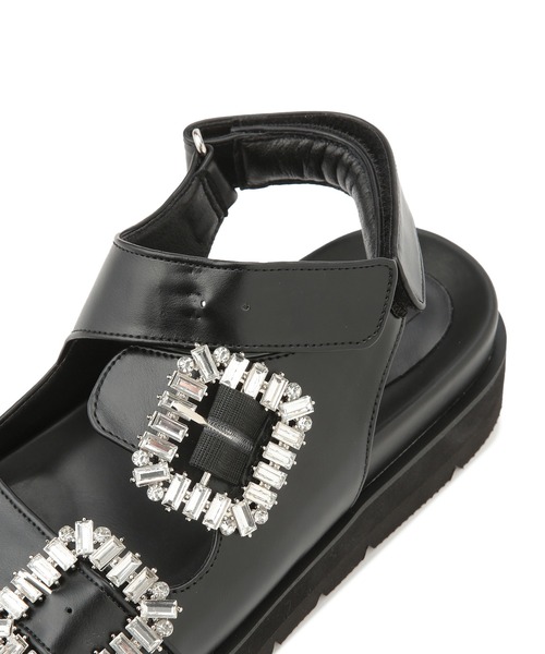 Juze（ジュゼ）の「【軽量】ビジューバックル厚底フットベットサンダル（サンダル・レディース・ホワイト/ブラック・L/M/S）」の12枚目の写真