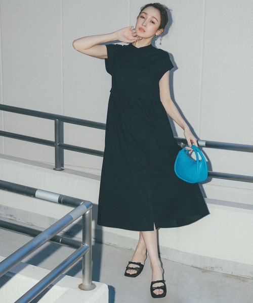 Juze（ジュゼ）の「【軽量】ビジューバックル厚底フットベットサンダル（サンダル・レディース・ホワイト/ブラック・L/M/S）」の19枚目の写真