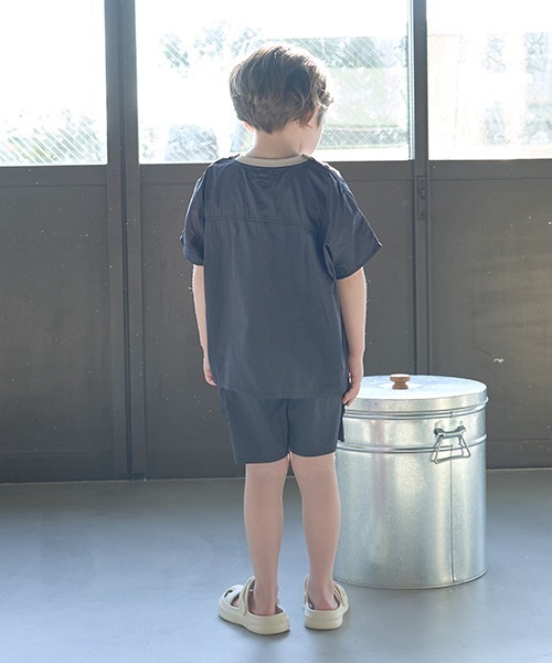 b・ROOM（ビールーム）の「イージーワイドナイロンTシャツ（シャツ/ブラウス・キッズ・ライトカーキ/ネイビー/ライトグリーン/ラベンダー・120cm/150cm/100cm/130cm/110cm/140cm）」の17枚目の写真