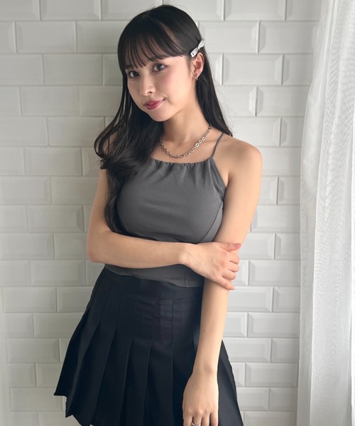 √nuage(ルートニュアージュ)の「バッククロスブラキャミトップス(キャミソール・レディース・ブラック/チャコールグレー/ホワイト・FREE)」の10枚目の写真