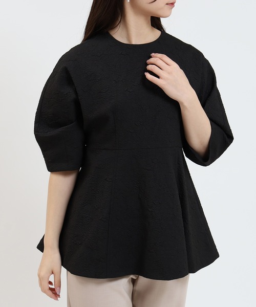 TRUDEA（トルディア）の「ジャガードペプラムプルオーバー（シャツ/ブラウス・レディース・アイボリー/ブラック・MEDIUM）」の12枚目の写真