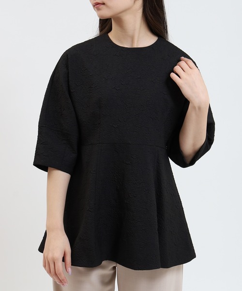 TRUDEA（トルディア）の「ジャガードペプラムプルオーバー（シャツ/ブラウス・レディース・アイボリー/ブラック・MEDIUM）」の10枚目の写真