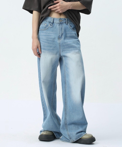 WESTBOY(ウエストボーイ)の「ルーズバギーウォッシュドデニムパンツ/セミワイドデニムパンツWO24S3PT01【WB ORIGINALS】(デニムパンツ・メンズ・ライトブルー・XL/M/L)」の1枚目の写真