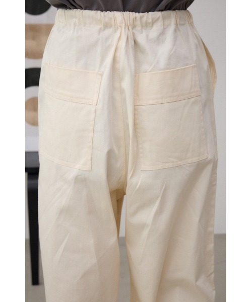 AZUL by moussy（アズールバイマウジー）の「ルーズカーゴパンツ（カーゴパンツ・レディース・アイボリー/ブラック/カーキ・SMALL/MEDIUM）」の11枚目の写真
