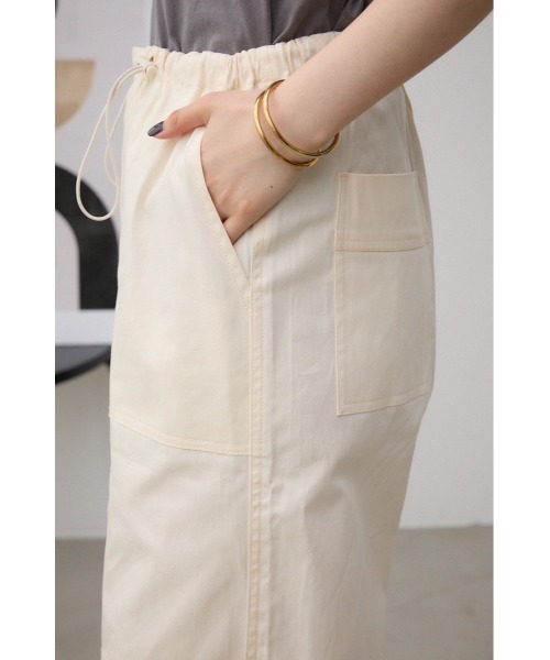 AZUL by moussy（アズールバイマウジー）の「ルーズカーゴパンツ（カーゴパンツ・レディース・アイボリー/ブラック/カーキ・SMALL/MEDIUM）」の12枚目の写真