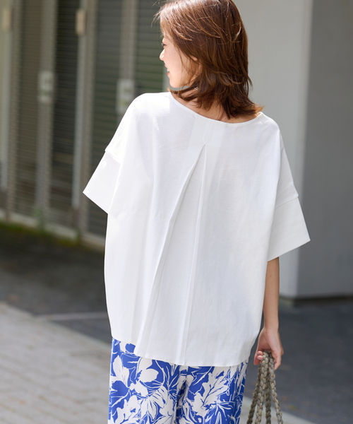 JOURNAL STANDARD relume(ジャーナルスタンダード レリューム)の「《追加2》ADDICTポンチクルーネックタックプルオーバー(Tシャツ/カットソー・レディース・ベージュ/ホワイト/チャコールグレー/ブラック・FREE)」の9枚目の写真