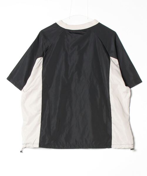 LYEON（リヨン）の「ユニフォームTシャツ/ナイロンプルオーバー（Tシャツ/カットソー・レディース・グリーン/ネイビー/ブラック・FREE）」の15枚目の写真