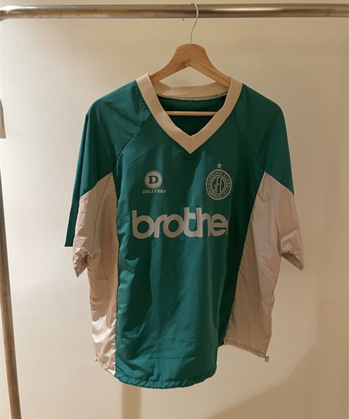 LYEON（リヨン）の「ユニフォームTシャツ/ナイロンプルオーバー（Tシャツ/カットソー・レディース・グリーン/ネイビー/ブラック・FREE）」の8枚目の写真