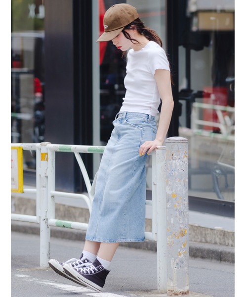 Levi's（リーバイス）の「Levi's/リーバイス スポーティ Tシャツ ホワイト+（Tシャツ/カットソー・レディース・マルチ・L/M/S/XS）」の10枚目の写真