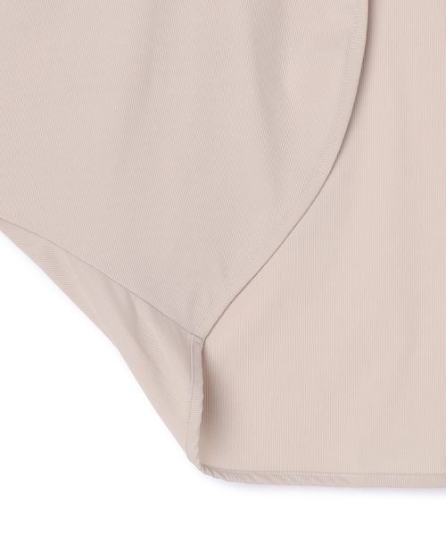 A/C DESIGN BY ALPHA CUBIC(エーシーデザインバイアルファキュービック)の「【UVカット・接触冷感】ボレロ(カーディガン/ボレロ・レディース・グレー/ベージュ/ブラック・フリー)」の8枚目の写真