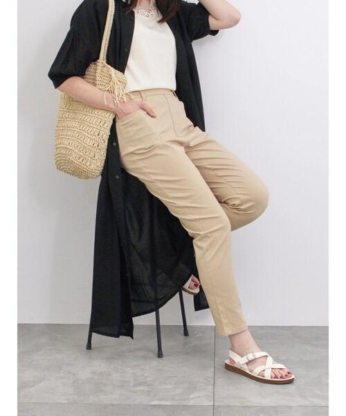 Samansa Mos2 blue(サマンサモスモスブルー)の「【接触冷感】ハイパーストレッチパンツ(その他パンツ・レディース・ベージュ/カーキ/ライトベージュ/ブラック/グレー・F)」の12枚目の写真